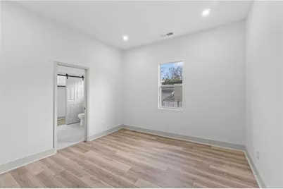 1604 Broad Street NE, Conyers, GA 30012 - Photo 9