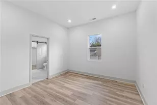 1604 Broad St NE, Conyers, GA 30012 - Photo 9