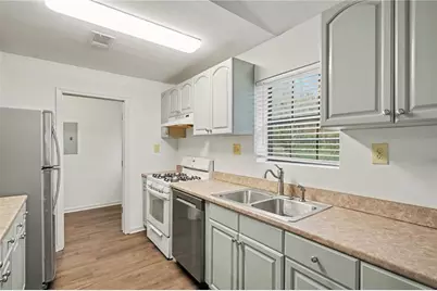 555 Cardell Circle SE, Mableton, GA 30126 - Photo 11