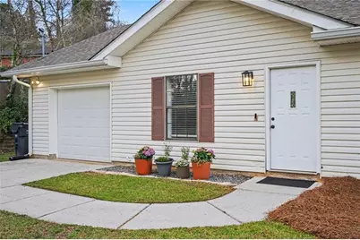 555 Cardell Circle SE, Mableton, GA 30126 - Photo 3