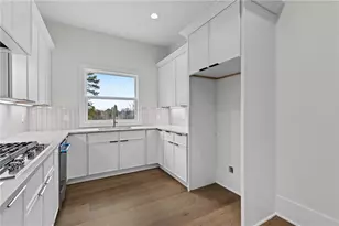 3267 N Bogan Rd, Buford, GA 30519 - Photo 17