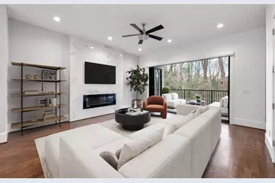 1099 Briar Cove Circle, Atlanta, GA 30329 - Photo 9