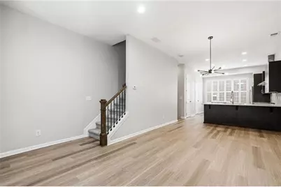 615 Broadview Place NE, Atlanta, GA 30324 - Photo 15