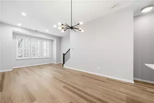 615 Broadview Pl NE, Atlanta, GA 30324 - Photo 9