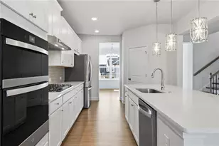 252 Carmichael Dr, Canton, GA 30115 - Photo 9