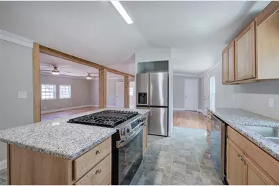 838 Spring Place Road NE, White, GA 30184 - Photo 13