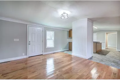 838 Spring Place Road NE, White, GA 30184 - Photo 5