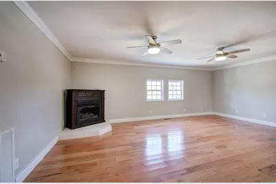 838 Spring Place Road NE, White, GA 30184 - Photo 9