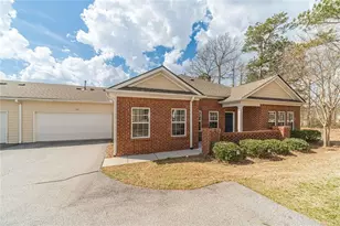 347 Villa Park Cir, Stone Mountain, GA 30087 - Photo 25