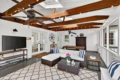 635 Idlewood Drive, Atlanta, GA 30327 - Photo 9