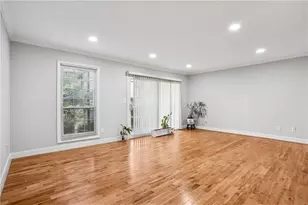 6851 Roswell Rd, Atlanta, GA 30328 - Photo 9