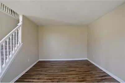 401 Overlook, Conyers, GA 30012 - Photo 9