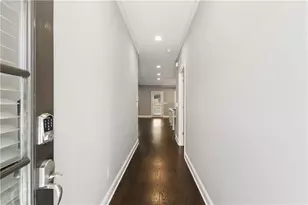 1056 Johnson Grove, Atlanta, GA 30318 - Photo 5