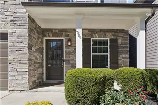 1056 Johnson Grove, Atlanta, GA 30318 - Photo 3