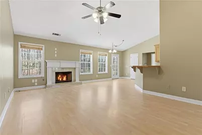 171 Laurel Oaks Lane, Jefferson, GA 30549 - Photo 7