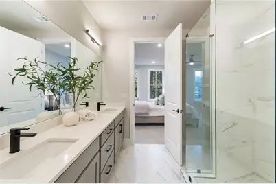 2202 Carlton Court, Atlanta, GA 30318 - Photo 25