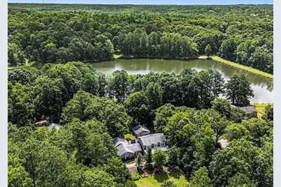 5230 W Shore Drive SW, Conyers, GA 30094 - Photo 11