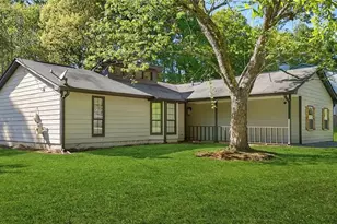 9573 Briar Creek Ct, Jonesboro, GA 30238 - Photo 3