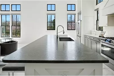 11650 Folia Circle, Alpharetta, GA 30005 - Photo 17