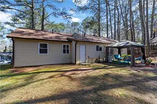 811 Longfellow Ct, Stone Mountain, GA 30088 - Photo 27