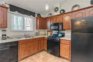 811 Longfellow Ct, Stone Mountain, GA 30088 - Photo 21