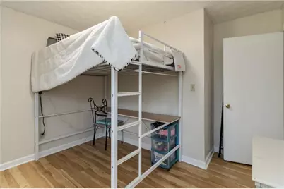 811 Longfellow Court, Stone Mountain, GA 30088 - Photo 17