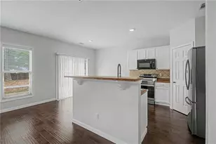 6060 Bentley Way, Cumming, GA 30040 - Photo 9