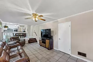 5221 La Paloma Dr SW, Lilburn, GA 30047 - Photo 17