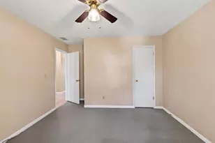 5221 La Paloma Dr SW, Lilburn, GA 30047 - Photo 23