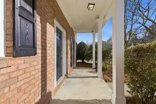 1701 Hillside Bend Crossing, Lawrenceville, GA 30043 - Photo 5