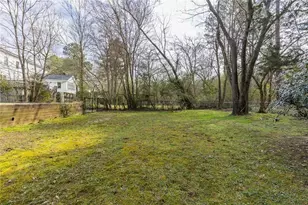 775 E Powderhorn Rd NE, Sandy Springs, GA 30342 - Photo 55