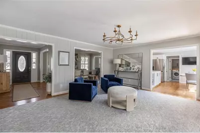 775 E Powderhorn Road NE, Sandy Springs, GA 30342 - Photo 19