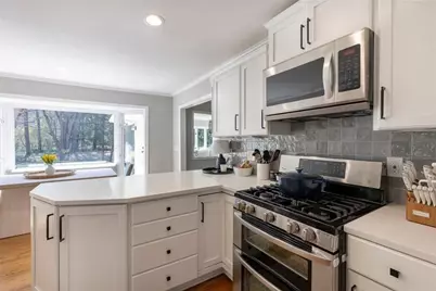 775 E Powderhorn Road NE, Sandy Springs, GA 30342 - Photo 31