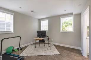 775 E Powderhorn Rd NE, Sandy Springs, GA 30342 - Photo 41