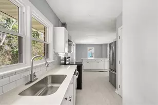 2763 Baker Ridge Dr NW, Atlanta, GA 30318 - Photo 11