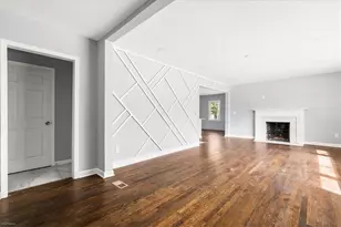 2763 Baker Ridge Dr NW, Atlanta, GA 30318 - Photo 5