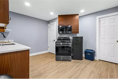 915 Lost Forest Drive NW, Atlanta, GA 30328 - Photo 59