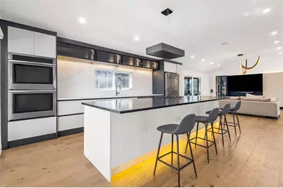 915 Lost Forest Drive NW, Atlanta, GA 30328 - Photo 11