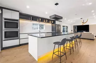 915 Lost Forest Dr NW, Atlanta, GA 30328 - Photo 11