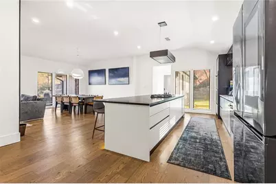 915 Lost Forest Drive NW, Atlanta, GA 30328 - Photo 13