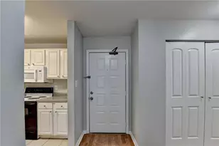 3655 Habersham Rd, Atlanta, GA 30305 - Photo 5
