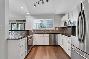 1452 Briaroaks Trail NE, Atlanta, GA 30329 - Photo 11