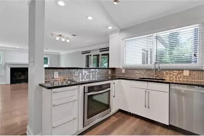 1452 Briaroaks Trail NE, Atlanta, GA 30329 - Photo 13