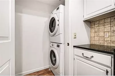 3481 Lakeside Drive NE #2207, Atlanta, GA 30326 - Photo 15