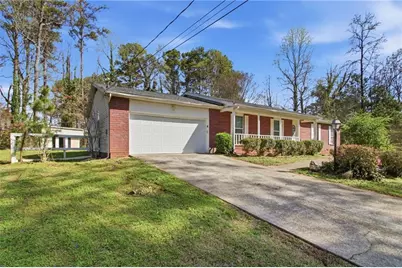 860 Regency Court, Lawrenceville, GA 30044 - Photo 3