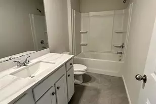 1850 Silver Crst Wy, Hoschton, GA 30548 - Photo 17