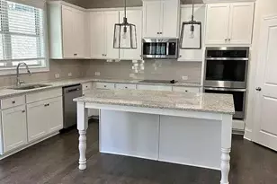 1850 Silver Crst Wy, Hoschton, GA 30548 - Photo 9