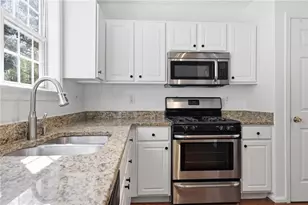 1442 Glenover Cir, Marietta, GA 30062 - Photo 13