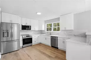 640 Bramble Ct, Jonesboro, GA 30238 - Photo 3