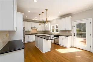 2114 Sugar Springs Dr, Lawrenceville, GA 30043 - Photo 11